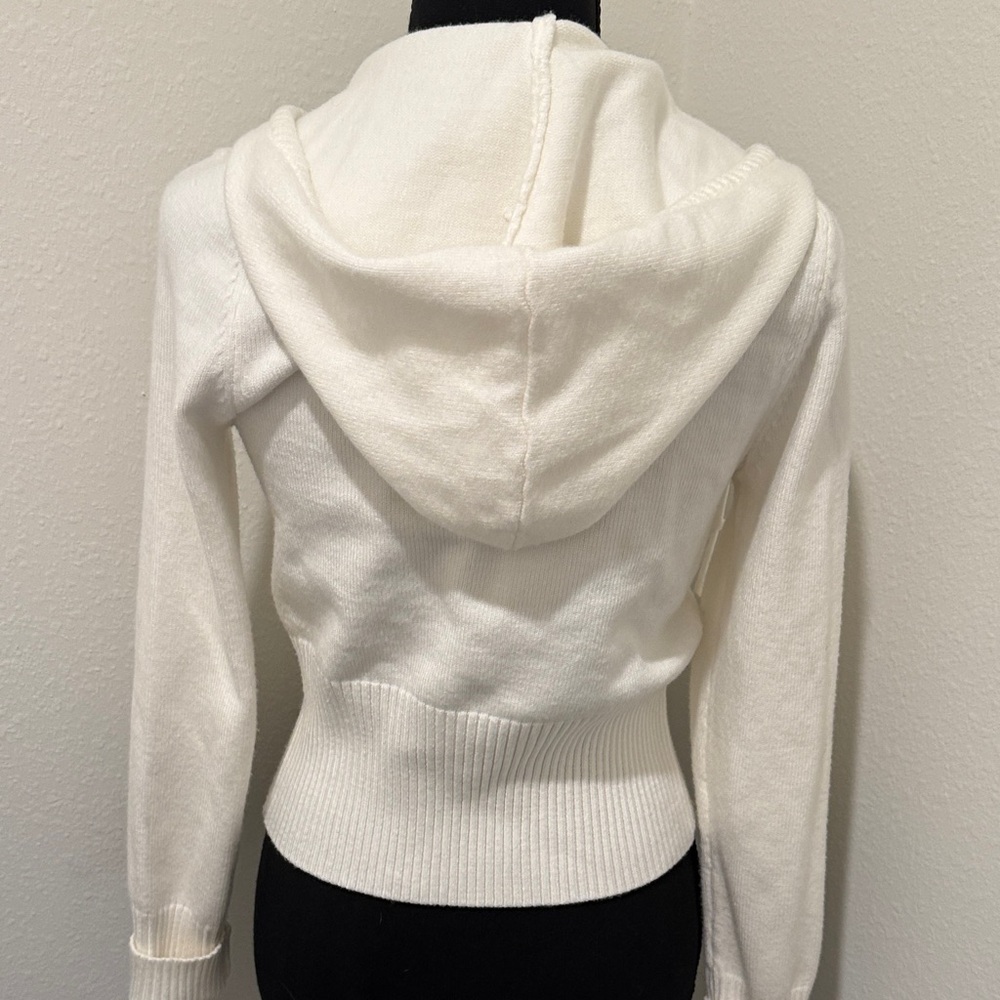 White Zip-Up Sweater Hoodie - Picture 4 of 6